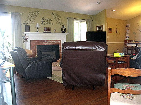 5th image of 704 Tuscarora Dr