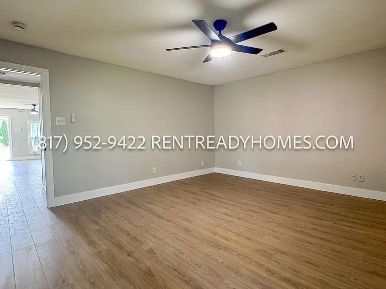 2613 Fairbrook St — Photo 22