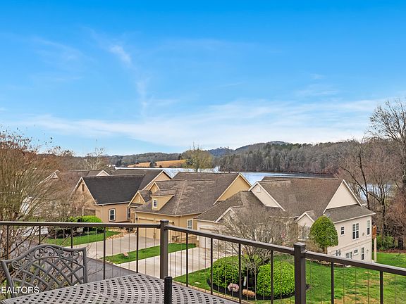 3rd image of 1069 Rarity Bay Pkwy