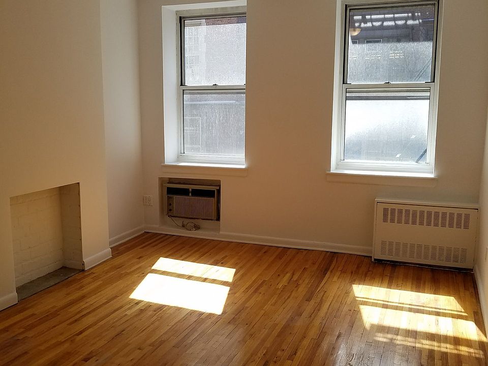 1st image of 319 W 21st St APT 1D