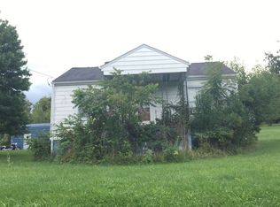 2219 Mason Mill Rd NE, Roanoke, VA 24012