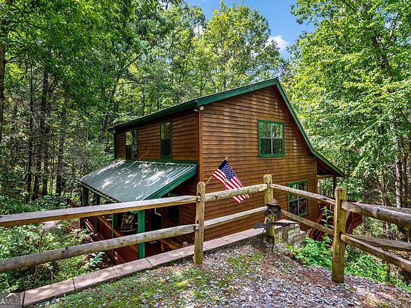 2nd image of 453 Flat Creek Cir
