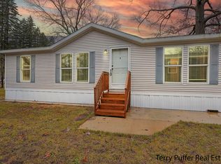 2425 Oak St, Twin Lake, MI 49457