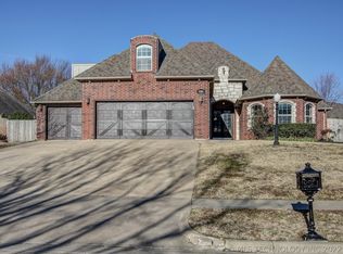 9406 N 104th East Ave, Owasso, OK 74055