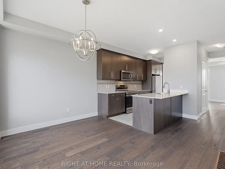 2060 Meadowgate Blvd #10 — Photo 13