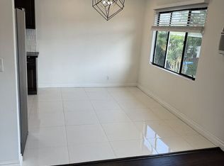 7705 Romaine St, West Hollywood, CA 90046