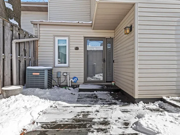 138 Ruth St N #9, Saint Paul, MN 55119