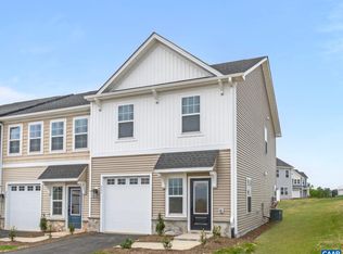 201 Sunbird Ln, Waynesboro, VA 22980