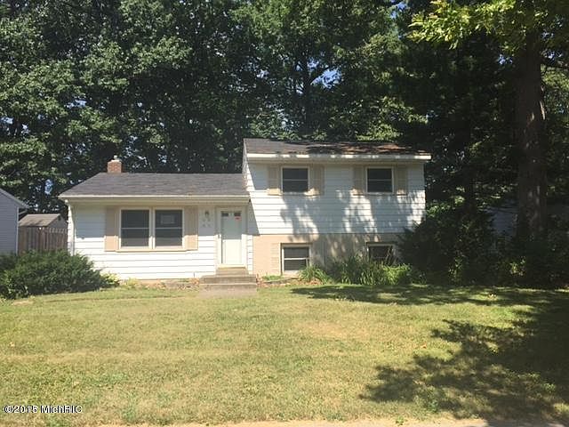 1st image of 4441 Edgemont Dr SW