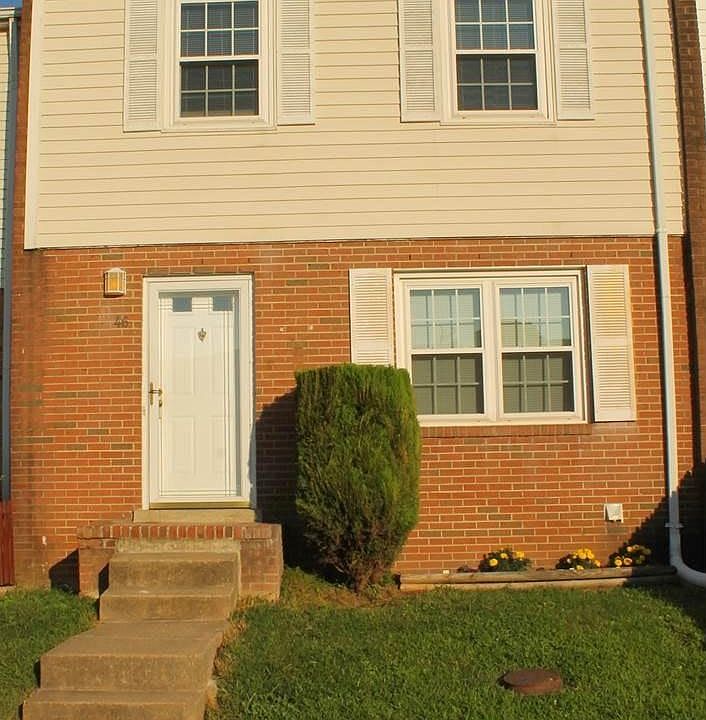1st image of 46 Bristol Ct