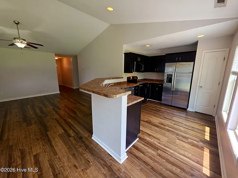 214 Long Neck Dr — Photo 8