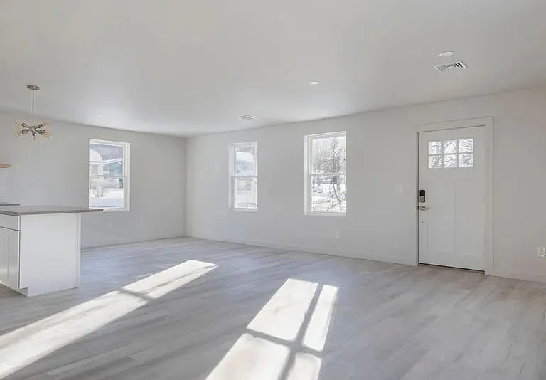 23 Highland Ave #B — Photo 10