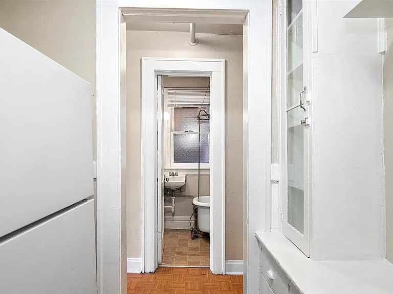 1469 N Williams St #8 — Photo 16