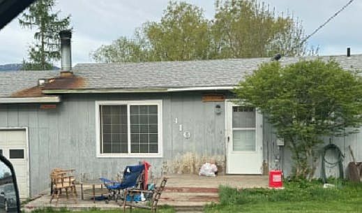 1st image of 410 SE 6th St