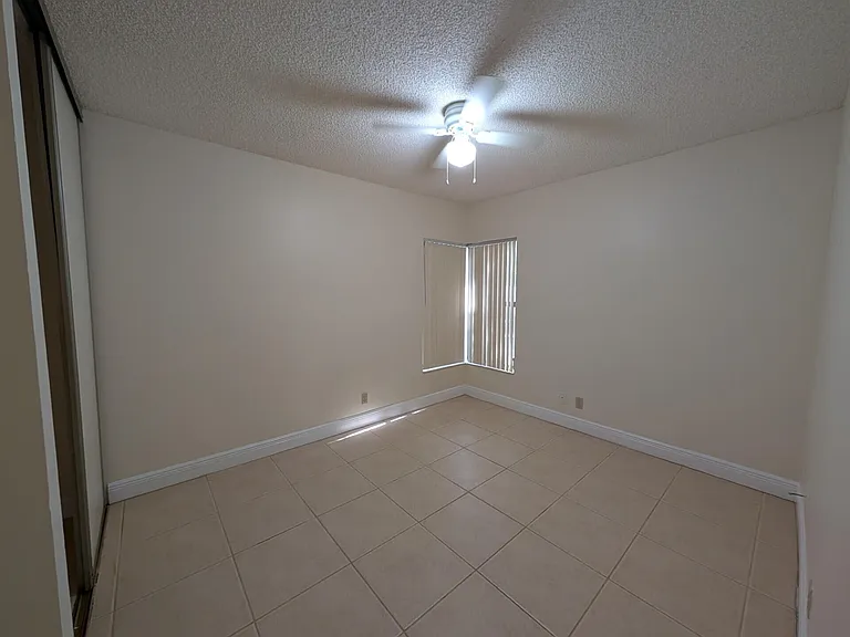 3830 Coral Tree Cir — Photo 15