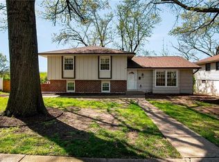 6905 E 102nd St, Kansas City, MO 64134