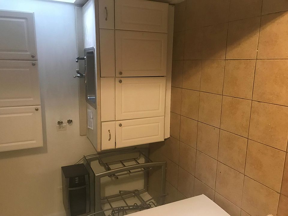 2nd image of 4 Oneida Ave #1150
