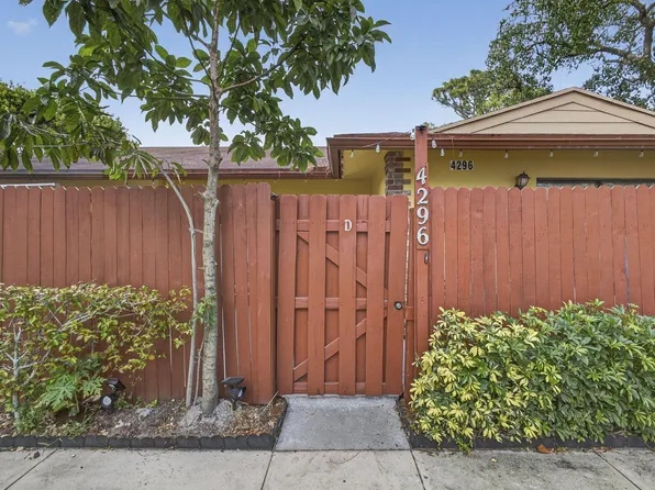 4296 Woodstock Drive #D, West Palm Beach, FL 33409