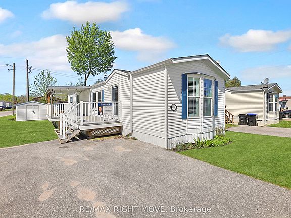 2nd image of 4041 Ash Cres