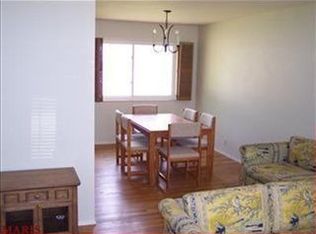 2870 Wellington Dr, Florissant, MO 63033