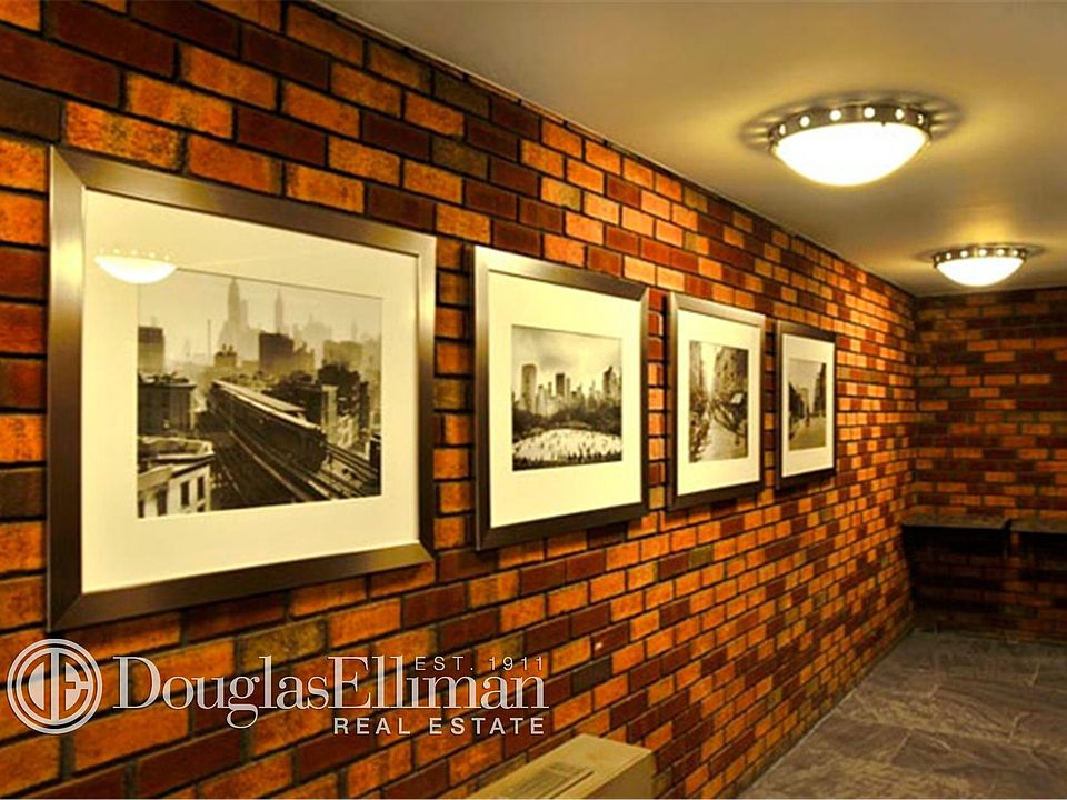2nd image of 10 Jones St APT 3D