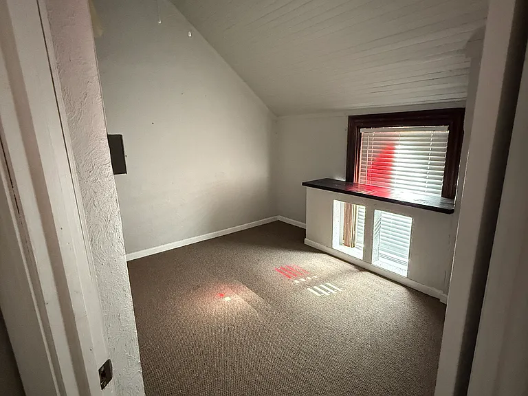 329 Reno St — Photo 16