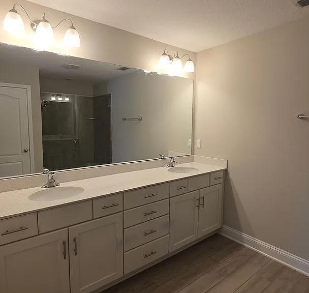721 Narvarez Ave — Photo 21