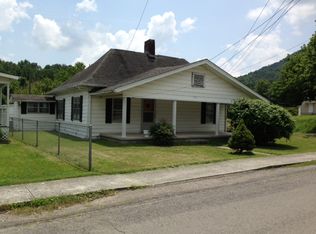 202 E 6th St, Rocky Top, TN 37769