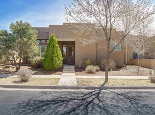 10 Prairie Crest Dr, Santa Fe, NM 87508