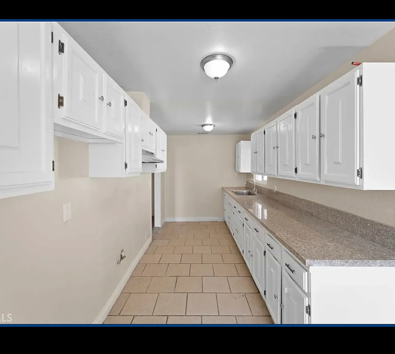 4 bed, 1800 sqft, $2,400 — Photo 1