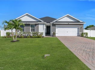 221 SW 21st Ter, Cape Coral, FL 33991