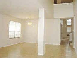 3rd image of 10203 White Oak Trail Ln