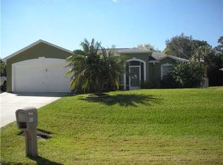 1537 Glentry Ln, Sebastian, FL 32958