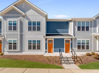 Tivoli Green Apartments, Racine, WI 53406