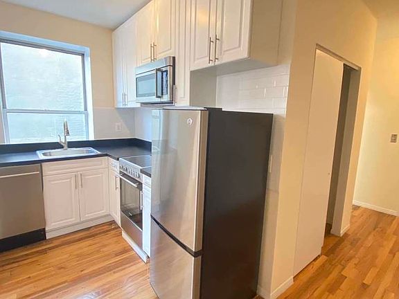 2nd image of 417 E 74th St APT 20