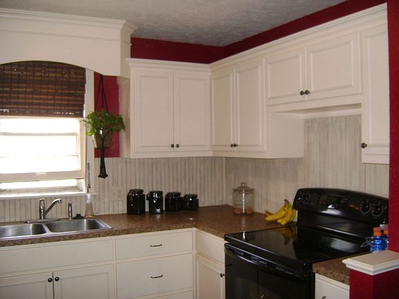 4th image of 333 S McComas Ave
