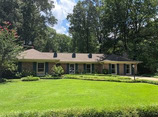 5636 Warwick Dr, Jackson, MS 39211