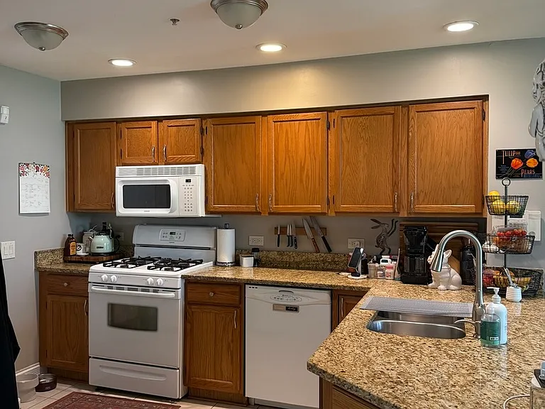 1153 E Cambria Ln S — Photo 4