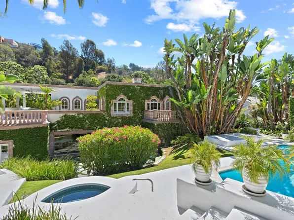 1241 Stone Canyon Rd, Los Angeles, CA 90077