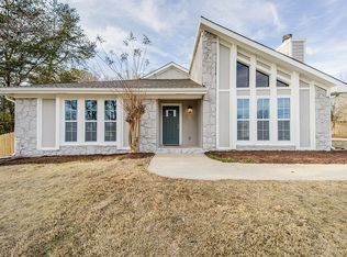 630 Valley View Dr, Pelham, AL 35124