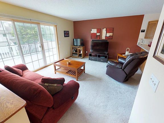 3rd image of 358 Gironde Ct
