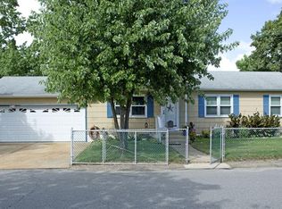 32 Birch St, Beachwood, NJ 08722