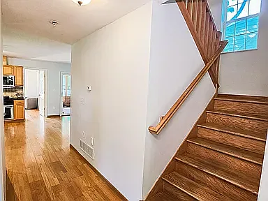 113 N Ash St — Photo 6