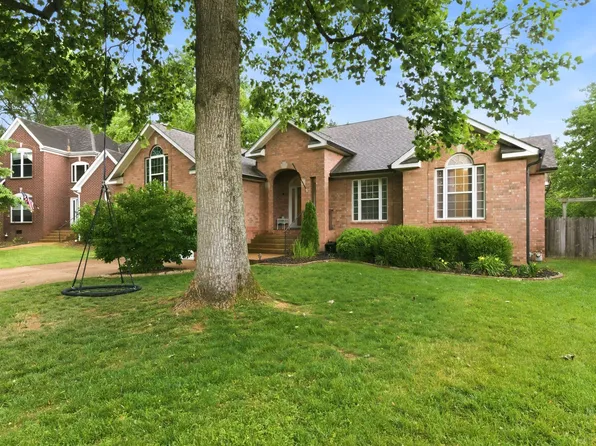 2304 Winder Cir, Franklin, TN 37064