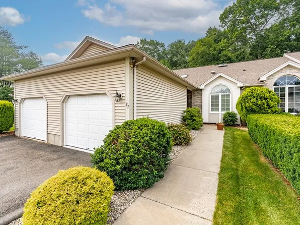 93 Pine Grove Dr, South Hadley, MA 01075