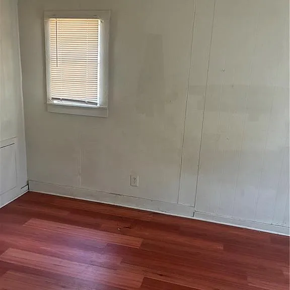 1821 Seale St — Photo 7