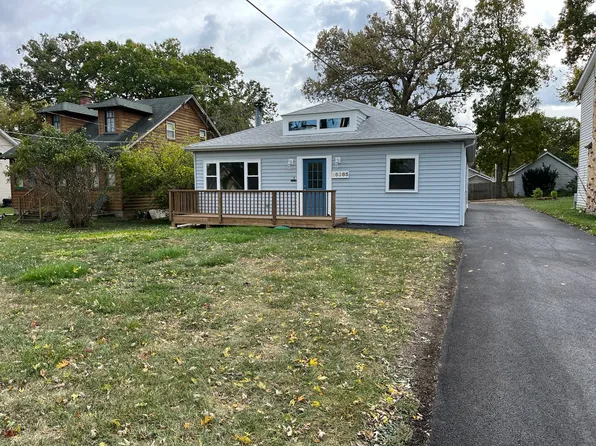 26385 W Prospect Ave, Antioch, IL 60002