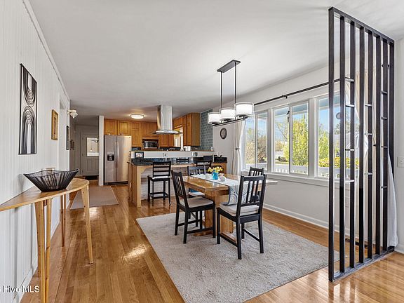 5th image of 120 Pearl Drive