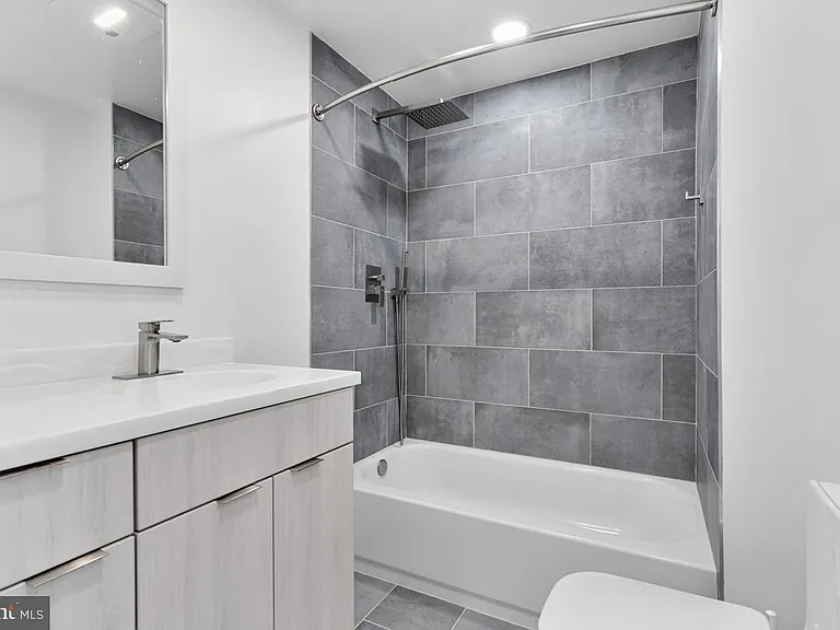 506 H St NE #401 — Photo 15