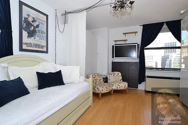 Rented by New York Residence | media 1